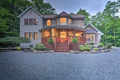 Image de *New* Upscale ‘Sir Lionel's Den’ < 10 Mi to 2 Ski Mtns!