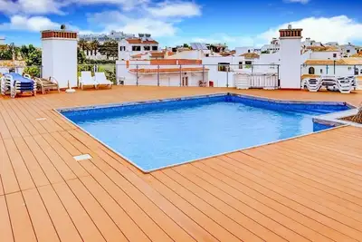 Two Bedroom Apartment with Rooftop Pool in Alvor - 1a
