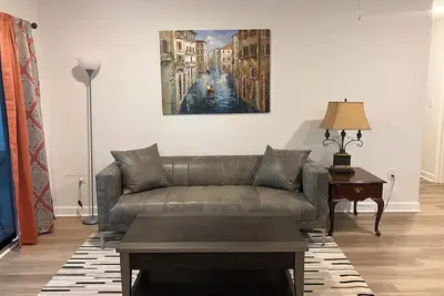 Image de 2144 New Bayfront Condo overlooking Mobile Bay