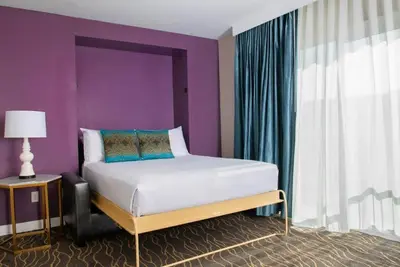 Image de Full Service Condo Resort During Super Bwol Week