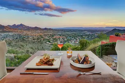 Image de Hiking! Near Gcu! 2 Bedroom 1 bath Kitchenette sleeps 4