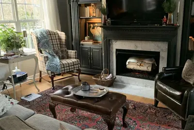 Image de Spacious home 30 minutes from Nashville, Franklin and Leipers Fork.