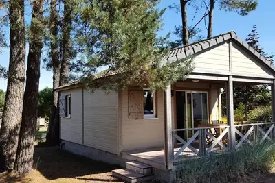 Image de Chalet Confort Premium 3 Pièces 4 Personnes + Tv