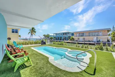 Image de Dock, Pool, Free Ramp, Kayaks, Jacuzzi, Amazing Ocean Views Pets are Welcomed!