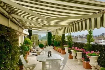 Image de Indulgence est un Splendid Penthouse à  Paris avec une terrasse divine.