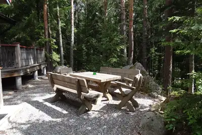 Image de Log cabin on Lake Bredreven, 150 m from the beach