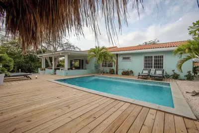 Image de Paradise villa with private pool, palapa, tropical garden and all around privacy