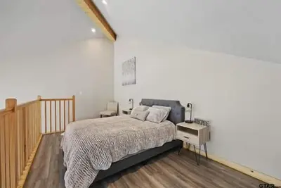 Image de Brand New Cabin! Comfort and Joy