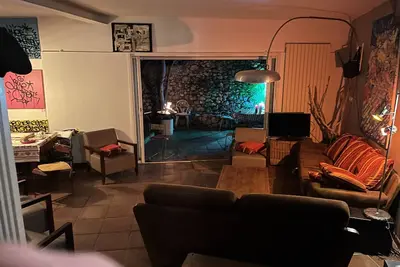 Image de Pleasant village house  garden, bbc game room - 5' from beach + Housework free