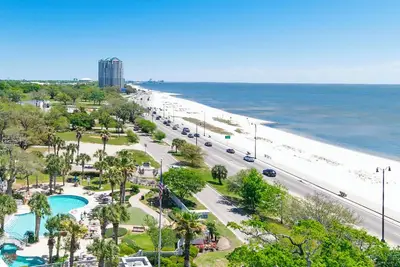 Image de Beachview Condo at Beau View - 303 - fully furnished 3 bedroom 3 bathroom
