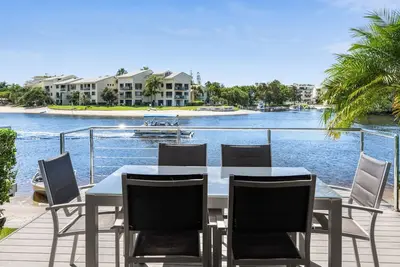 Image de Life doesn't get Much Better at this Noosa River Front Townhouse