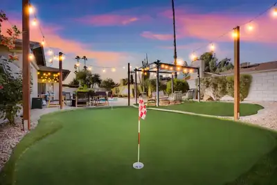 Heated Pool, Golf, Hot Tub, Modern Scottsdale!