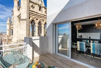 Image de ChezmoiHomes Luxury Gran Via Penthouse Collection 2br