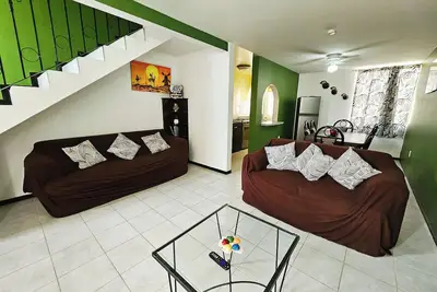 Image de Recently Remodeled House, Downtown