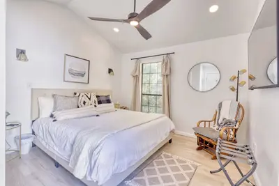 Image de 2 Kings by Beach n' Bay 3 blocks away