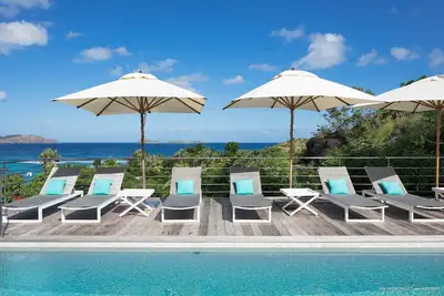 Villa Avenstar | Ocean View - Located in  Stunning Camaruche with Private Pool