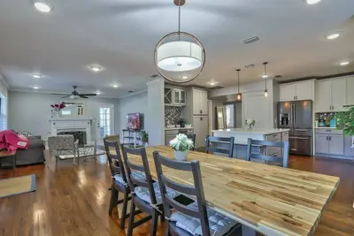 Image de Beautifully remodeled House in Downtown Tallahassee!