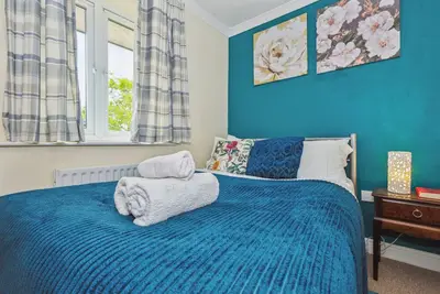 Image de 2 Bed Apartment - Sleeps 5 - Pets - Parking - Wifi