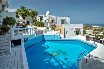 Image de Sleeps 8 - Sea View - Apartment - Pool - Garden
