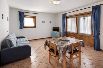 Image de Appartement \"Bait del Pont 53\" avec vue sur les montagnes, Wi-Fi et jardin.