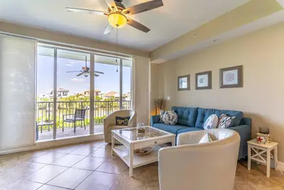 Image de 2-Bedroom Townhome with Stunning Water Views at Little Harbor Resort! | Sleeps 6