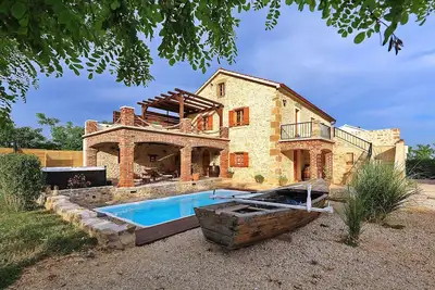 Image de Villa Gland Villa with pool, balcony and terrace - Villa Gland
