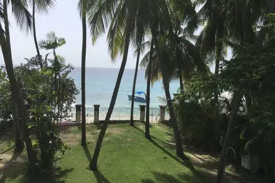 Image de James Bay Lower, St. James Platinum Coast #4