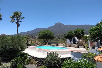 Image de pretty apartment with sun terrace in the subtropical garden with WiFi and pool