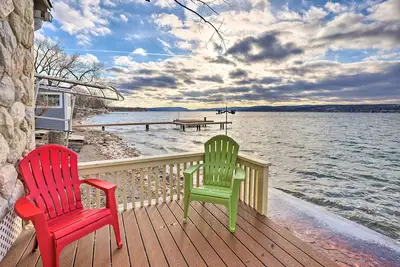Image de Lakefront Canandaigua Home w/ Grill, Fire Pit
