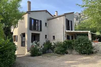 Image de Maison de vacances provençale confortable avec piscine à Moustiers-Ste-Marie