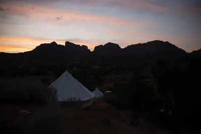 Image de Hilltop Double Queen Glamping Near Zion