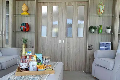 Image de Sit Back, Relax and Enjoy