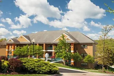 Beautiful 2 Bedroom Branson Condo.