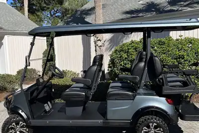 Image de Free Golf Cart! Stocked Lake with amazing views! 5 Mins. To Beach & pool