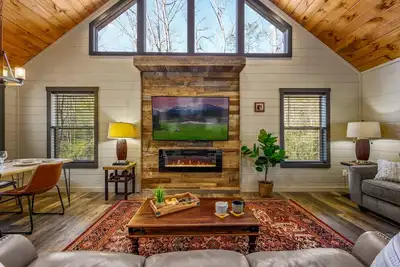 Image de Secluded & Quiet 1-Br Getaway w/ Hot Tub, Wifi, Fire Pit