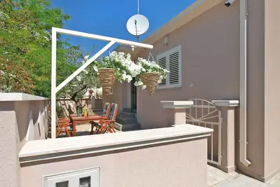 Image de Maison de vacances avec climatisation et terrasse