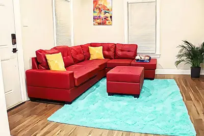 Image de Near Fort Sam, The Pearl Brewery, Northstar Mall, Riverwalk and The Alamo