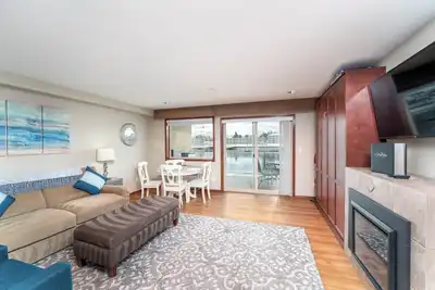 Image de Grandview 624 Waterfront condo on Lake Chelan