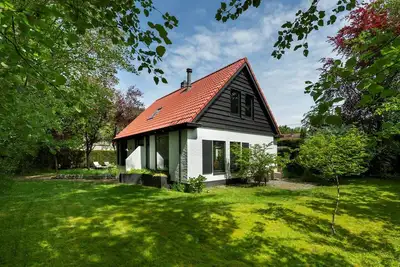 Image de Larixweg 4 holiday villa on a unique location near the sea