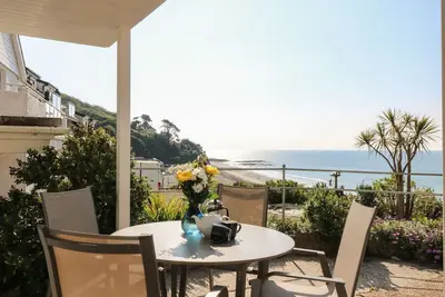 Image de Amazing Sea Views from this Ground Floor 2 Bedroom High Spec Apartment