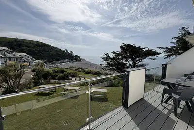 Image de Amazing Sea Views from the Balcony of this High Spec Apartment