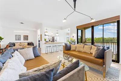 Image de Resort Style Golf Retreat including tennis and pickle ball!