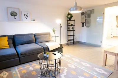 Image de Hamburg Altona - Three Bedrooms for up to 10