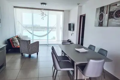 Image de Luxury Giant Pool Apartment