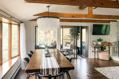 Image de Port Bay Modern Lake House