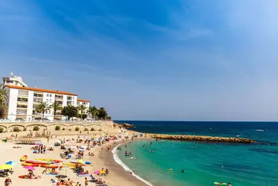 Image de Belle maison de vacances privée avec Wifi, piscine privée, Tv, patio et parking