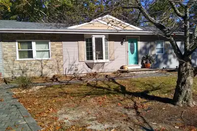 Image de Beautiful Ranch w/3 bedrooms and 3 baths/open concept/big back yard/dog friendly