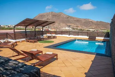 Image de Finca 'Jardín del Norte' avec vue sur les montagnes, piscine privée, terrasse et Wi-Fi