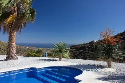 Image de Villa 'Stunning Near Velez-malaga' avec vue sur mer, Wi-Fi et climatisation