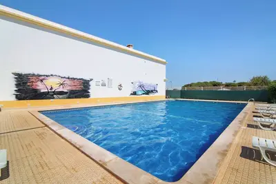 Image de Appartement \"Alfamar Ii\" avec piscine, Wi-Fi et jardin